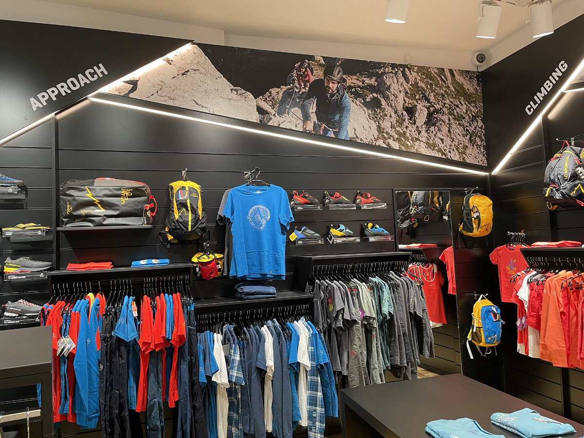 Brand store Cortina   giugno 2021 (16)